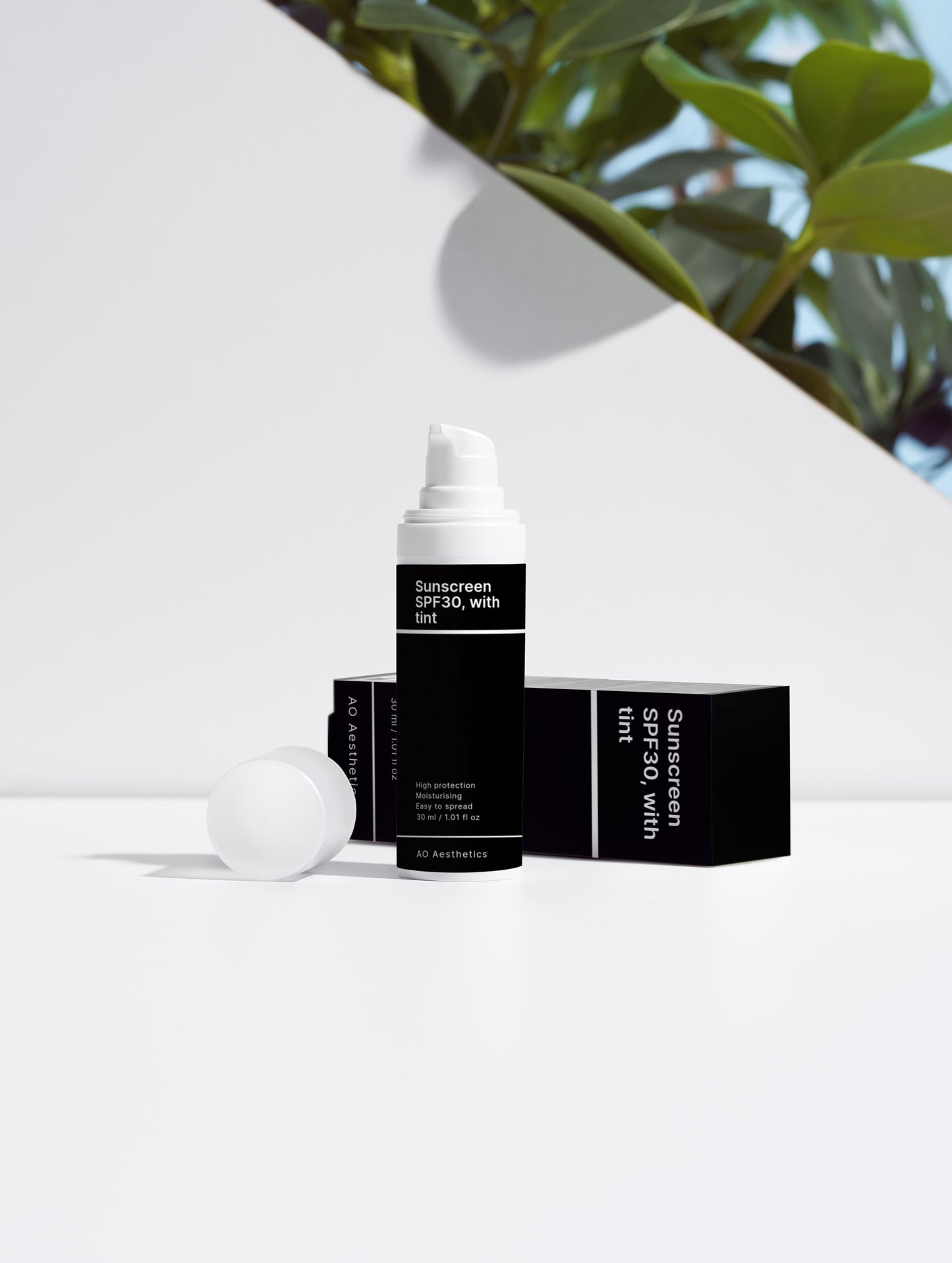 Sunscreen SPF30, with tint (BB Glow)